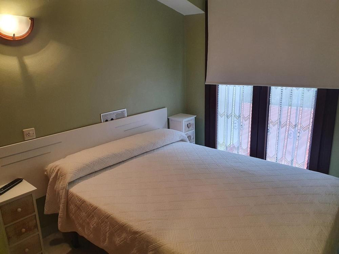 Bedroom 3, La Quinta, Asturias