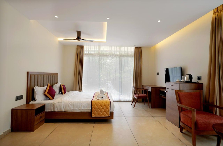 Bedroom 3, Bluemist Resorts, Ernakulam