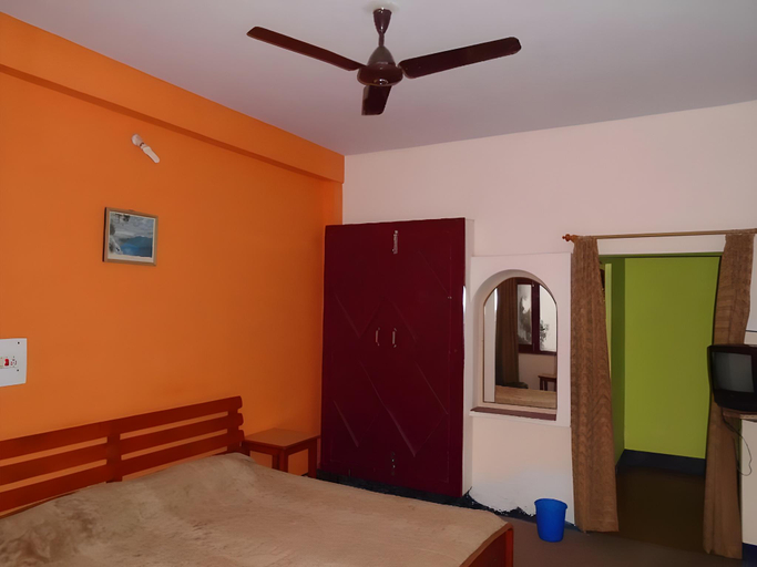 Bedroom 2, New Dolma Hotel, Almora