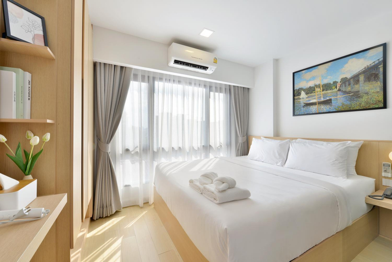 Bedroom 2, V32 Hotel, Chatuchak