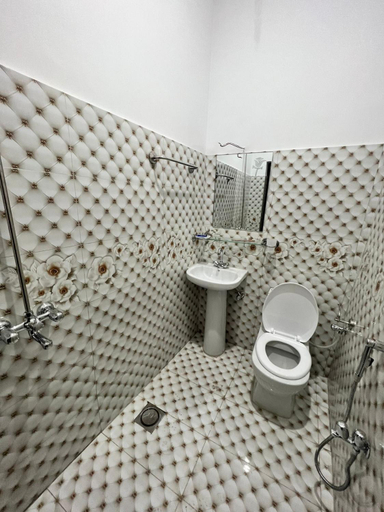 Bathroom 4, Millat Guest House G9-4, Islamabad