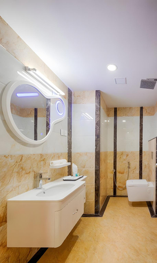 Bathroom 3, Hotel Lance International - Luxury Hotel, Kanniyakumari