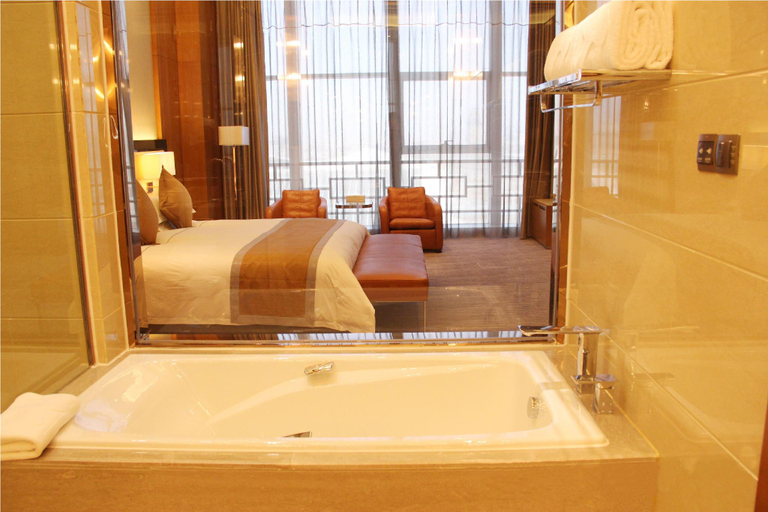 Bathroom 4, Atour Light Hotel Tangshan Exhibition Center , Tangshan