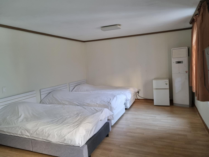 Bedroom 5, Jeju Orasung, Jeju