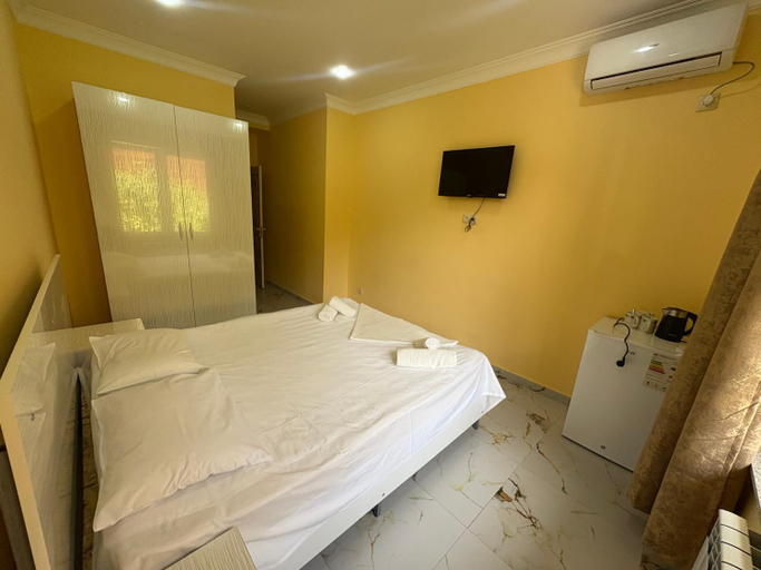 Bedroom 4, R Yerevan Hotel, Yerevan