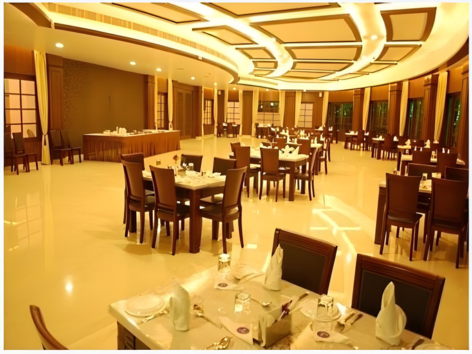 Food & Drinks 5, Pluz Resort, Dadra and Nagar Haveli