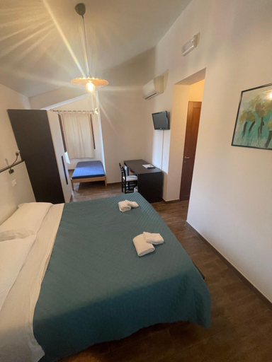 Others 3, LOCANDA OLIVI affitta camere, Ancona