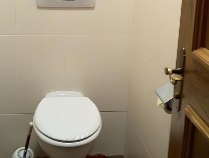 Bathroom 2, Gastehaus Weiherhof, Kufstein