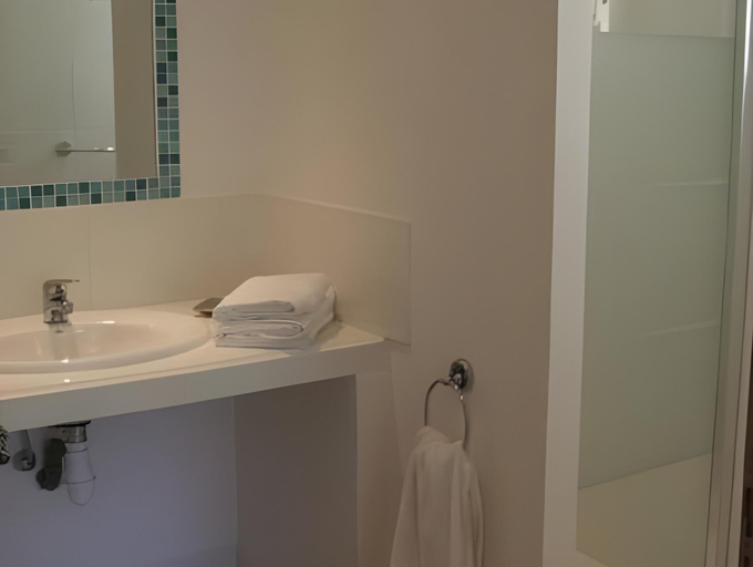 Bathroom 4, Apartment in Montauroux with Pool Forest Views, Var