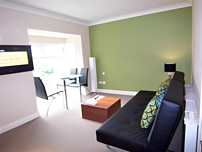 Bedroom 2, Bagshaw Lodge, Derbyshire