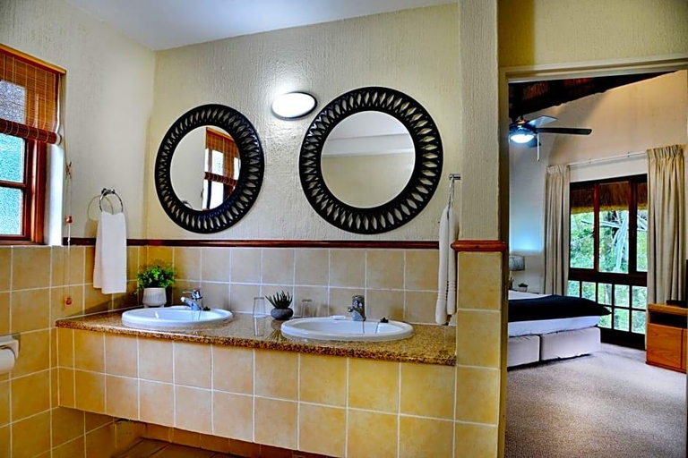 Bathroom 3, Kruger Park Lodge Unit 225B, Ehlanzeni