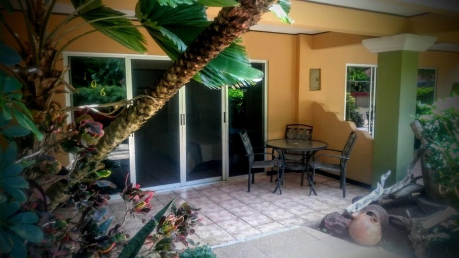 Others 4, Hotel Mangaby, Carrillo