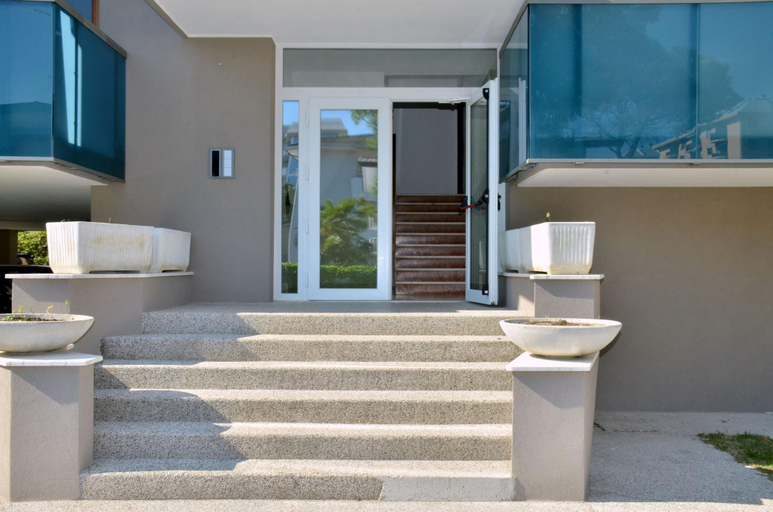 Others 5, Comfy flat for 6 guests in Bibione - Beahost, Venezia