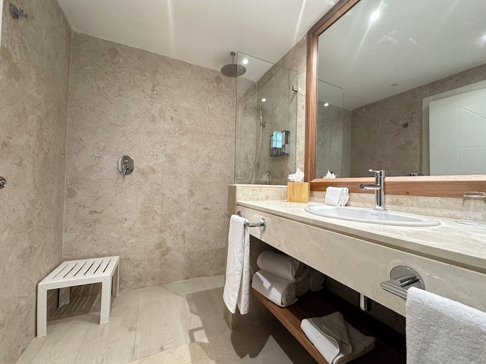 Bathroom 5, Iberostar Waves Punta Cana - All Inclusive, Salvaleon de Higuey