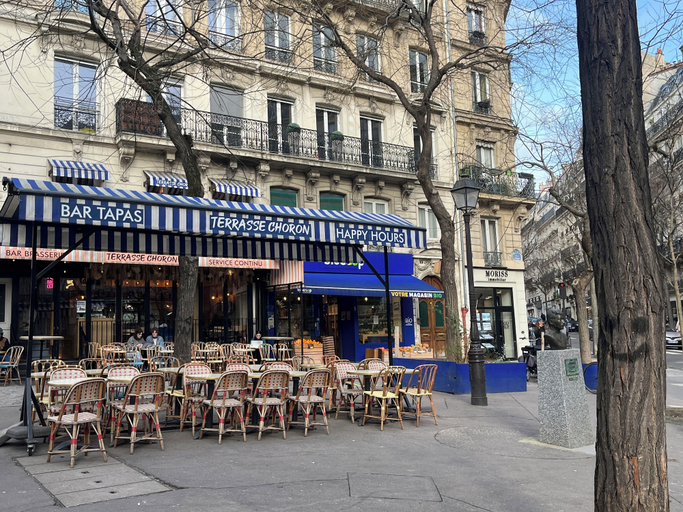 Exterior & Views 2, 1612 Choron, Paris