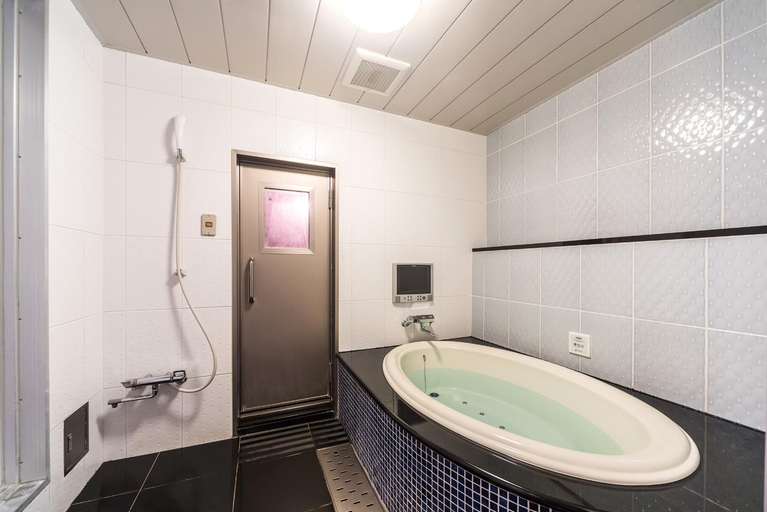 Bathroom 2, HOTEL MYTH-S -ホテル マイス エス- adult only, Sakaide