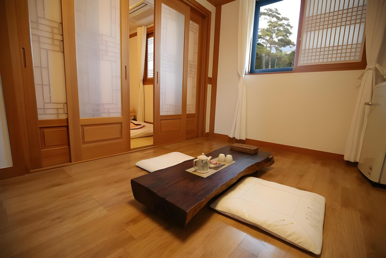 Others 5, Namwon Chunhyangga Stay, Namwon
