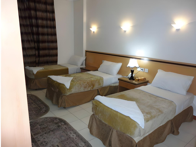 Bedroom 3, Al Mukhtara Algarbe Hotel Branch of Manazel Al Mukhtara Tradi, Al Madinah Al Munawwarah