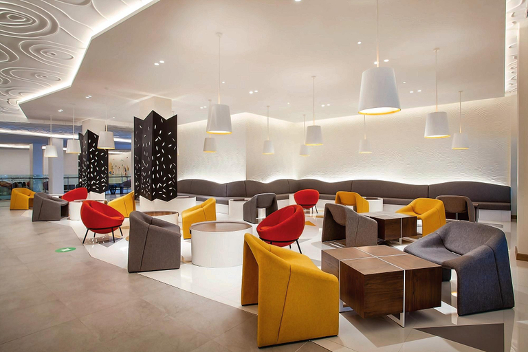 Public Area, ibis Styles Bandung Grand Central, Bandung
