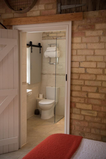 Bathroom 4, Bridleway Bed & Breakfast, Lincolnshire