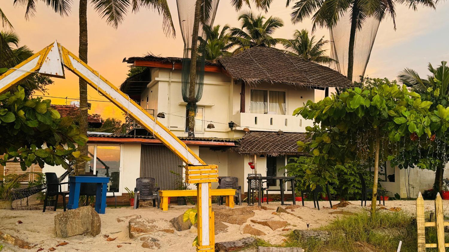 2, Alivious Beach Homestay, Alappuzha
