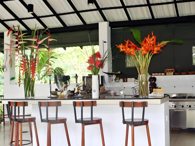 Food & Drinks, Omatta Villa , Mathugama