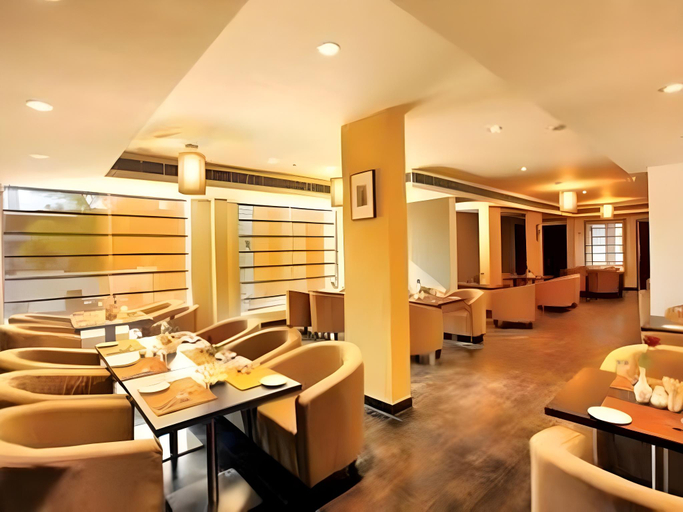 Others 3, Hotel Wyte Portico, Pathanamthitta