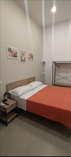 Bedroom 2, Gradini a Toledo, Napoli