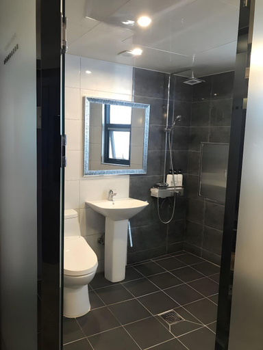 Bathroom 5, Busan Oncheonjang Hotel Carino, Geumjeong
