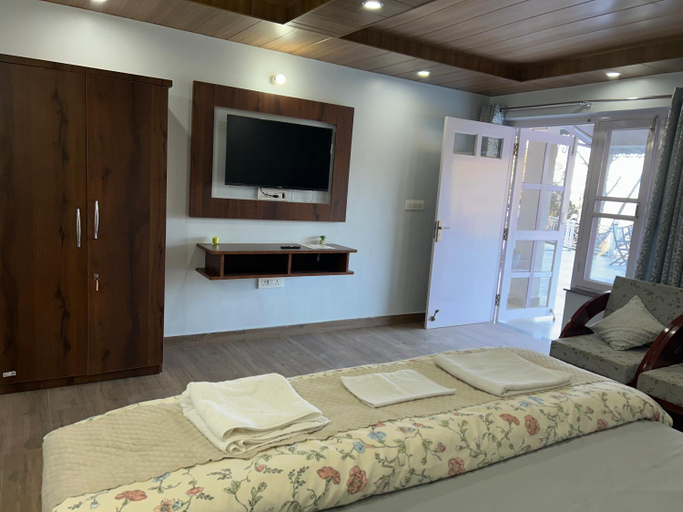 Bedroom 2, The White Grove Retreat, Nainital