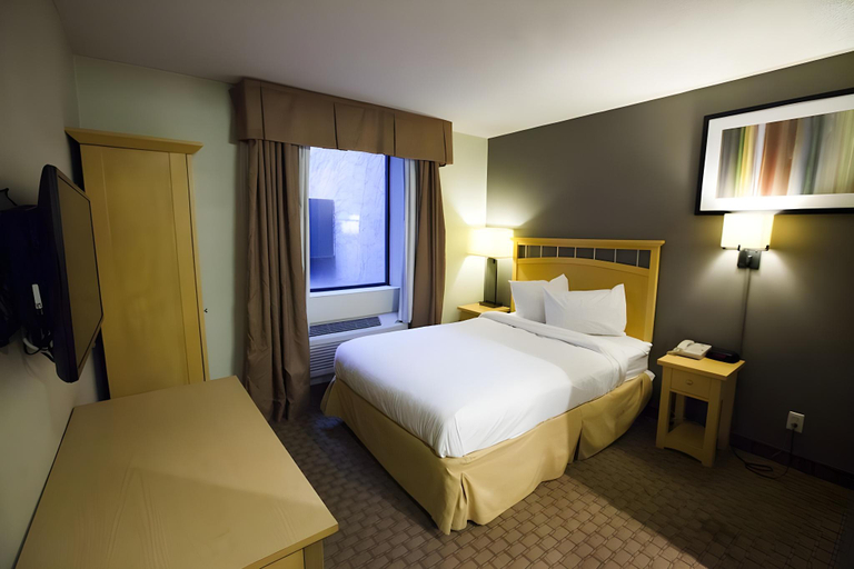Bedroom 3, Hudson River Hotel, New York