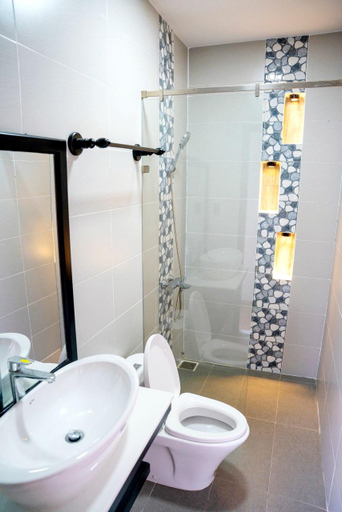 Bathroom, The Moon Town Homestay Hoian, Da Nang