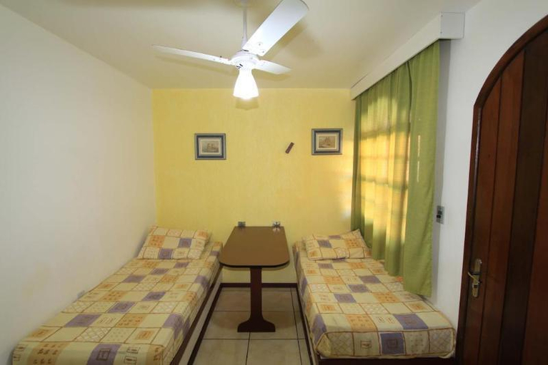 Bedroom 2, Morro das Pedras Clube Hotel, Florianopolis