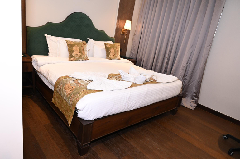 4, The MANTIS & RESORTS, Muzaffarpur