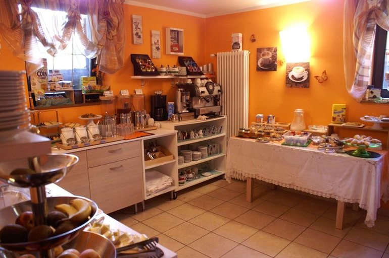 Food & Drinks 4, Garni Villa Betty, Bolzano