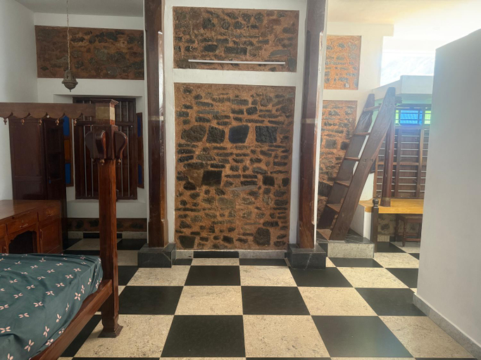 Others 4, Muthunandhini Palace, Kanniyakumari
