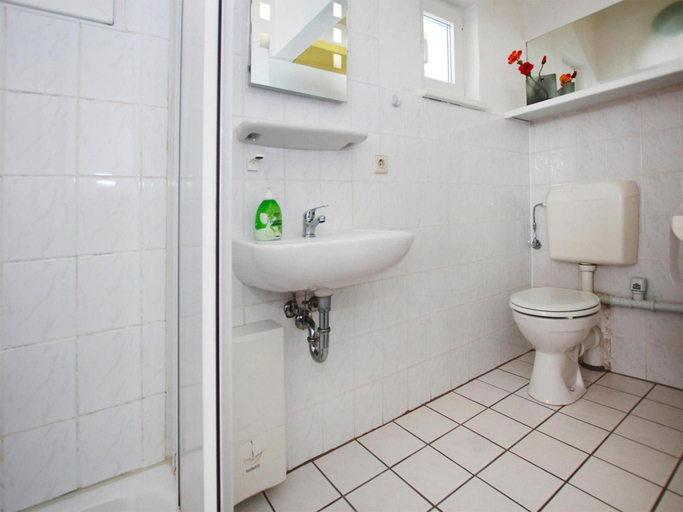 Bathroom, Doppelhaushalfte am Flacher See, Klocksin, Mecklenburgische Seenplatte