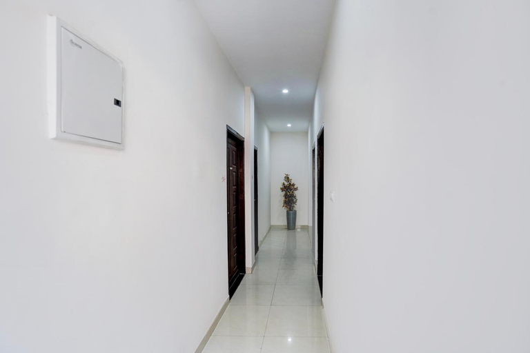 Public Area 2, Paradise Stays, Varanasi