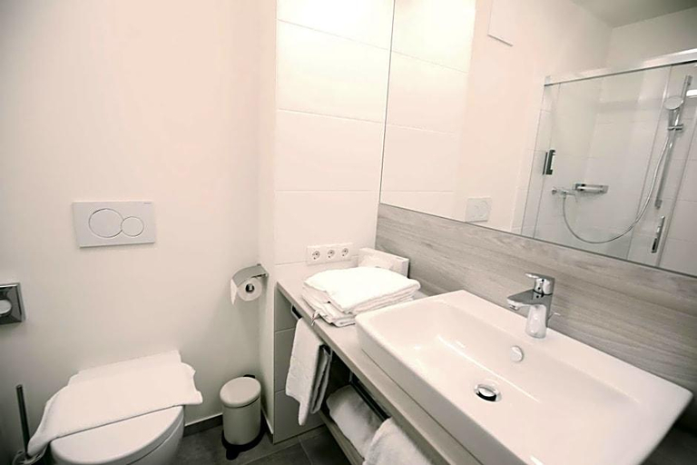Bathroom 3, Dormero Seho Graz, Graz Umgebung