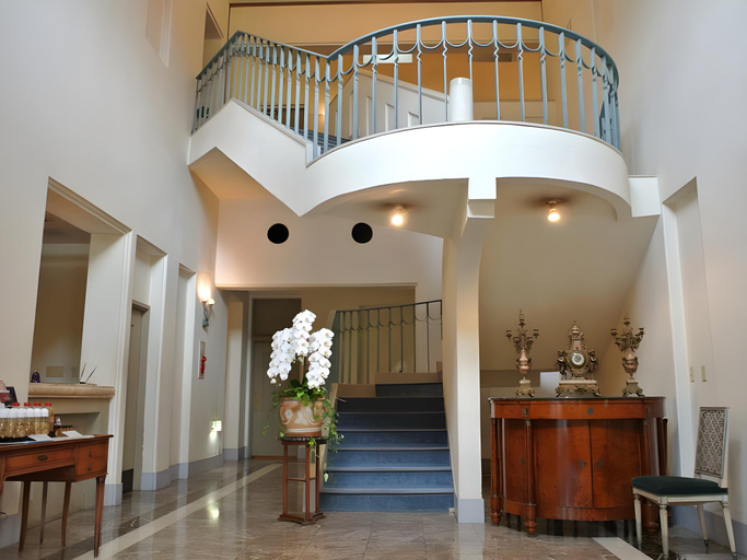 Public Area 2, Auberge Le Temps, Itō