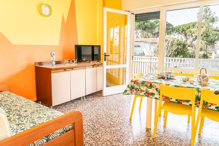 Bedroom 5, Renovated semi detached house in Bibione Spiaggia, Venezia
