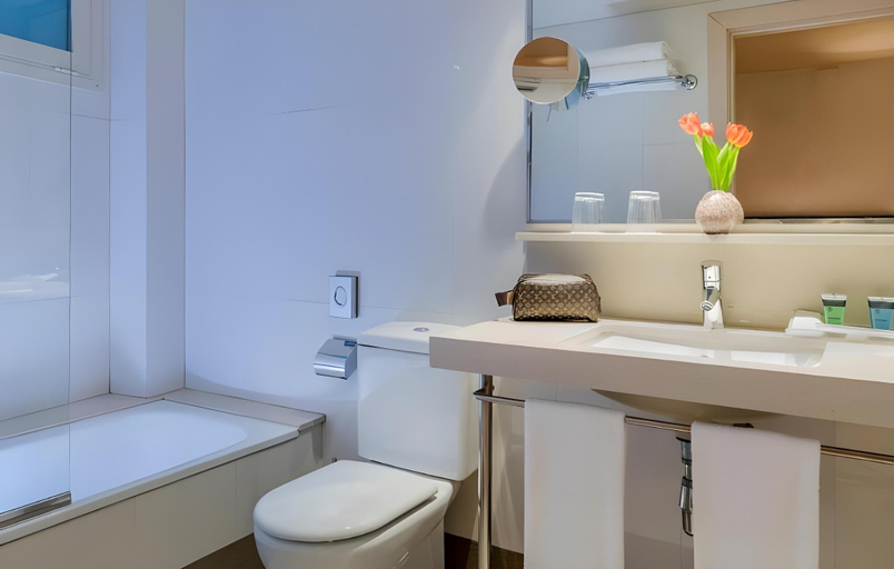Bathroom 4, Park Hotel, Barcelona