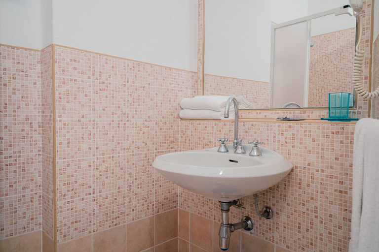 Bathroom 3, Residence Stella Di Gallura, Olbia-Tempio
