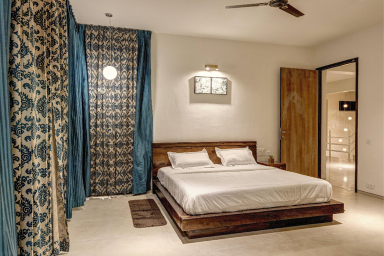 Bedroom 2, Royal County Villa1 by StayJade D|Jacuzzi|HugeLawn, Krishnagiri