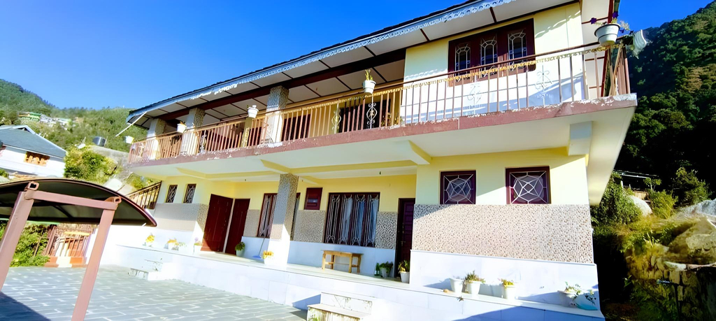 Others 3, Bhagsu Nag Houses, Kangra
