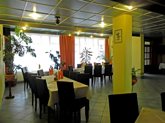 Food & Drinks 2, Pensiunea Grandlion, Gornesti