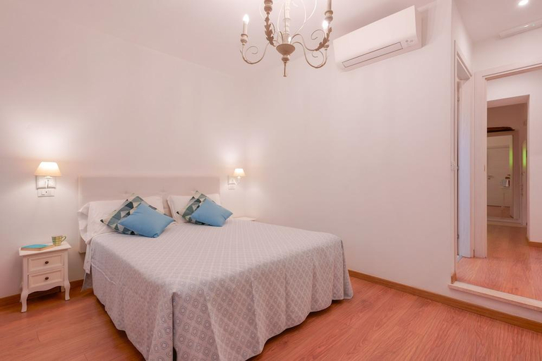 Bedroom 2, Arche, Cagliari