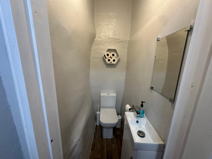 Bathroom 3, City Guesthouse, Oxfordshire