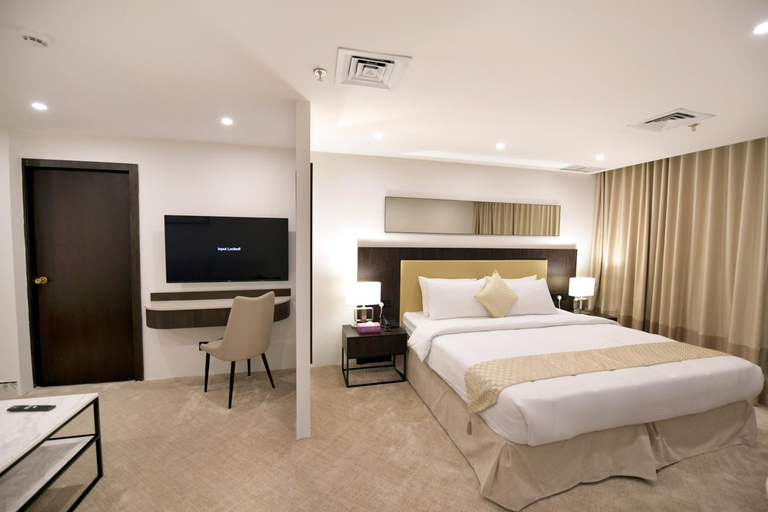 Others 4, Carlton Tower Hotel, Kuwait City