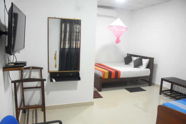 Bedroom 3, CFC Holiday Home, N. Palatha East
